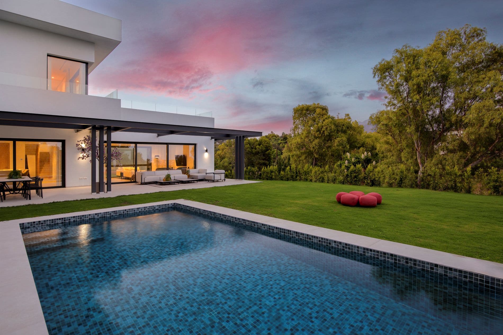 Villa in Camino del Higueral